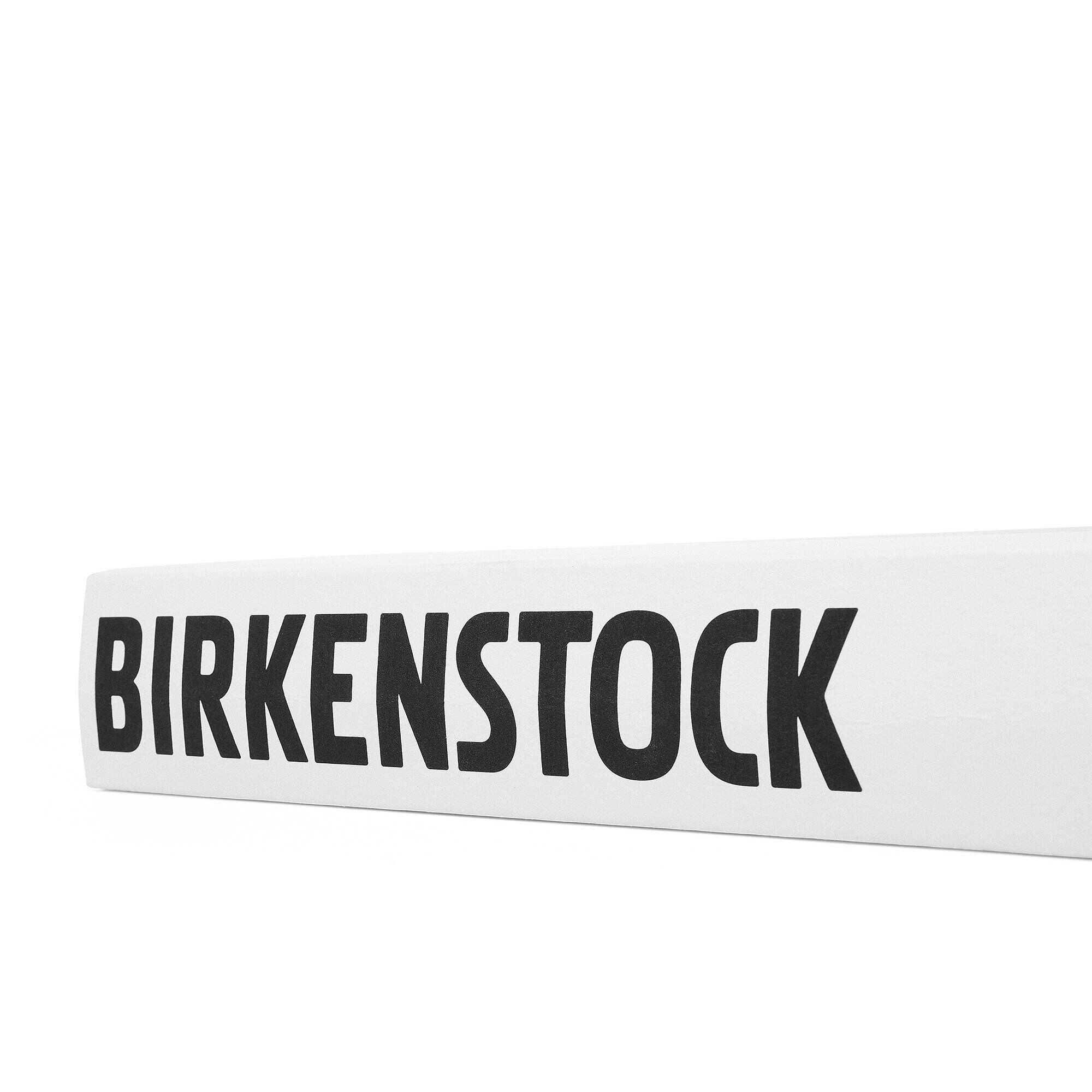 Das Buch von Birkenstock Papier
